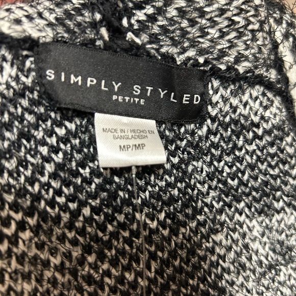 Simply Styled Cardigan NWT - Picture 5 of 5